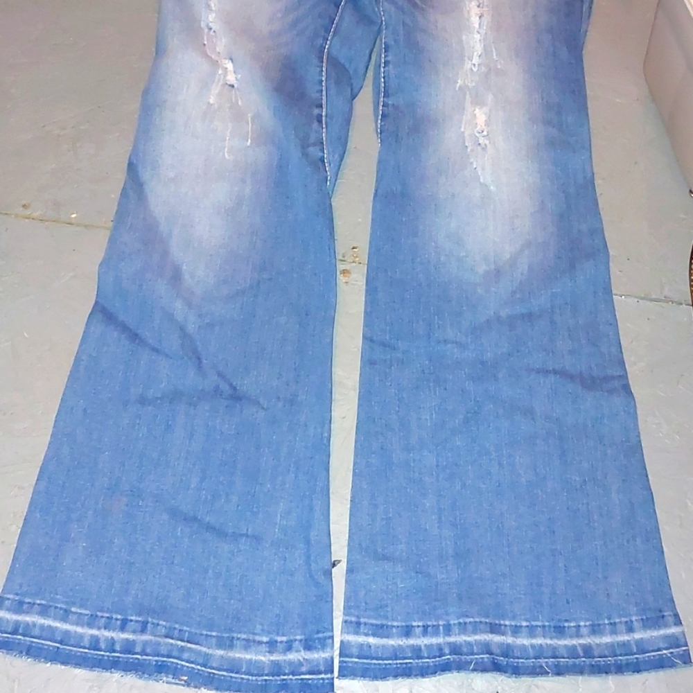 Jeans - Picture 7 of 9